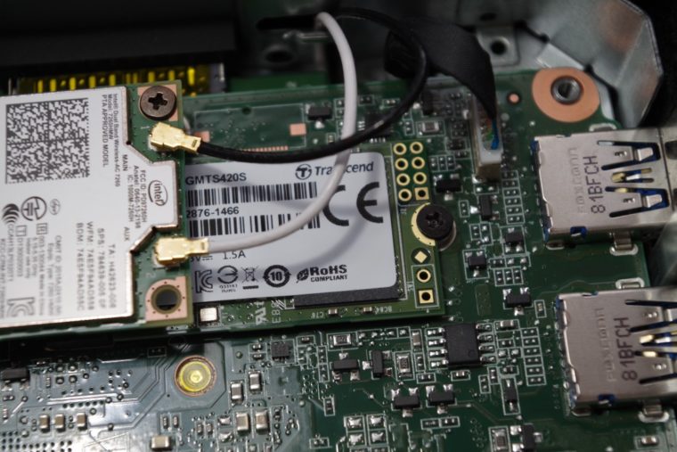 ASUS｢Chromebox 2 CN62｣のSSDを換装してストレージを増設する方法の画像