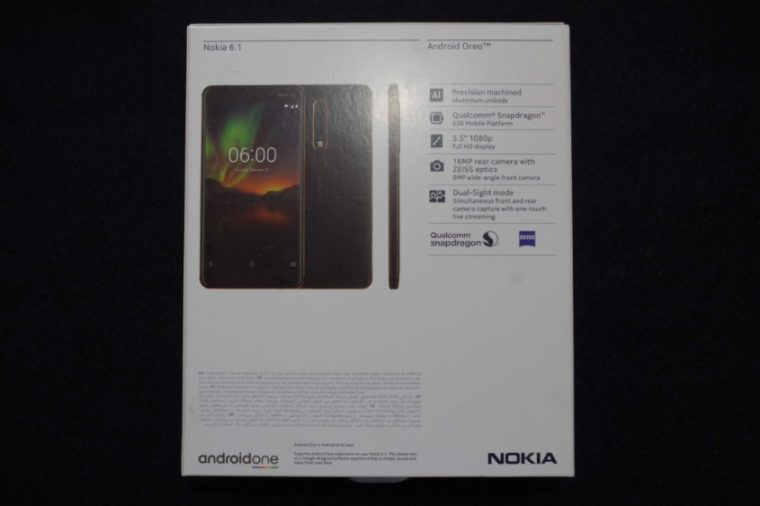 2018年1月にリリースされた｢Nokia 6.1｣を購入したので開封と初見の印象レビューの画像