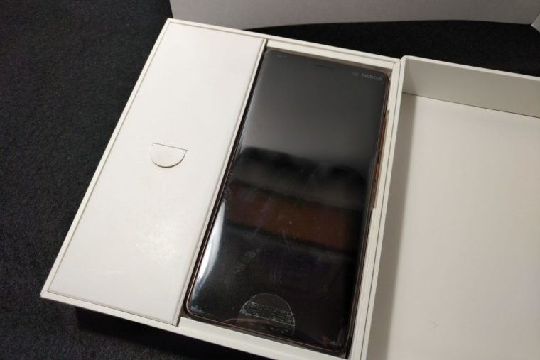 日本未発売の｢Nokia 7 Plus｣を購入したので開封&簡単レビュー！