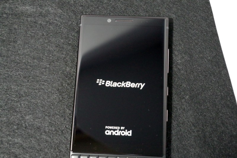 日本で発売前の｢Blackberry KEY2｣を開封と実機レビュー。とにかくキーボードが気持ち良い！