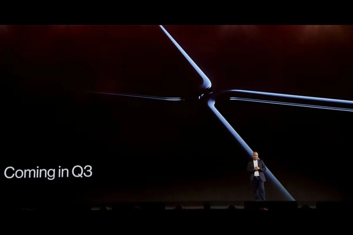 OnePlusが2023年後半に折りたたみ式デバイスをリリースすることをMWC 2023でも伝える